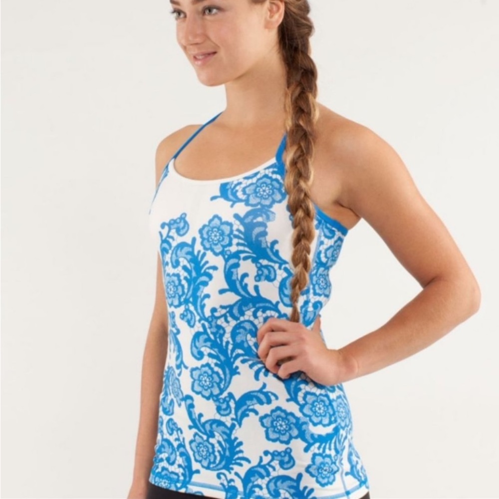 Lululemon Cool Racerback Laceoflage Polar Cream Beaming Blue sz 4 EUC